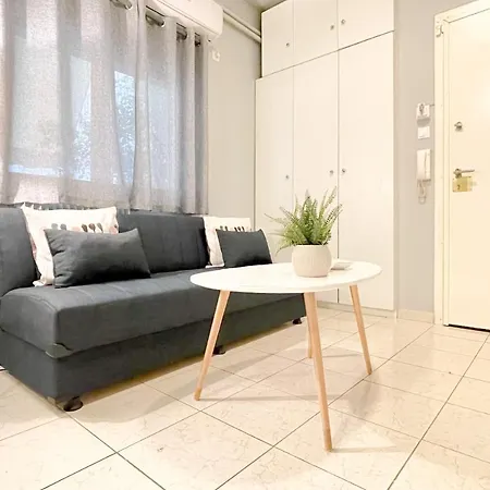 Apartment Cute 1br Apt With Balcony In The Heart Of The