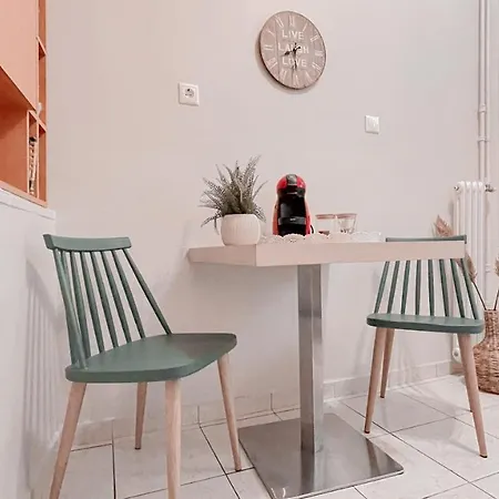 Apartment Cute 1br Apt With Balcony In The Heart Of The
