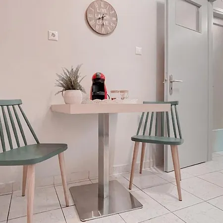 Apartment Cute 1br Apt With Balcony In The Heart Of The